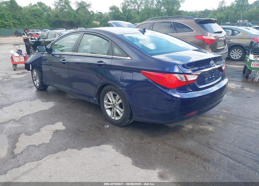 2013 HYUNDAI SONATA VIN: 5NPEB4AC8DH618272