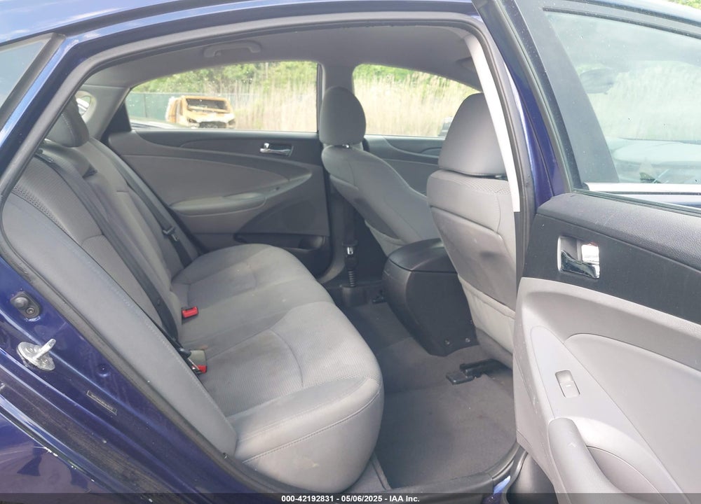 2013 HYUNDAI SONATA VIN: 5NPEB4AC8DH618272
