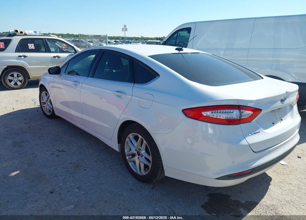 2016 FORD FUSION SE VIN: 3FA6P0H75GR275600