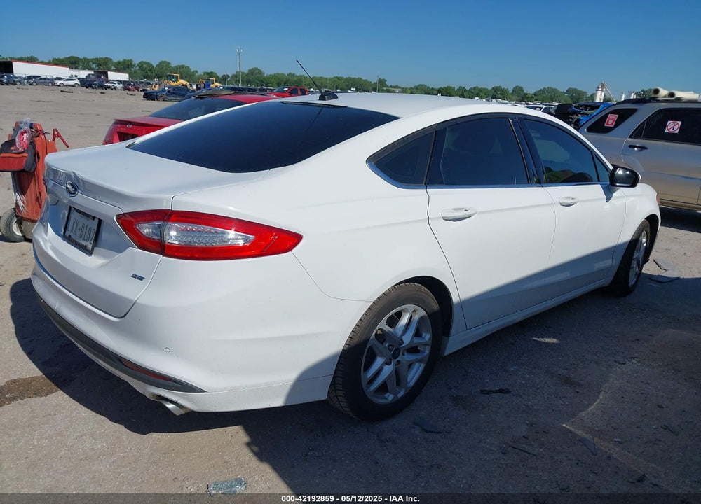 2016 FORD FUSION SE VIN: 3FA6P0H75GR275600