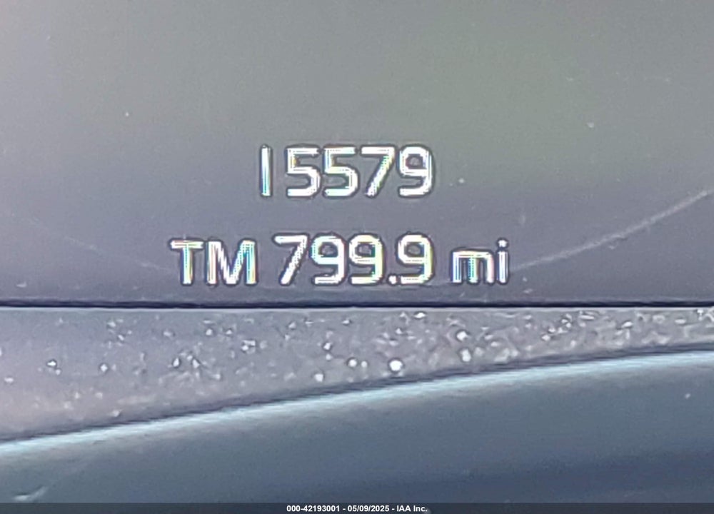 2022 VOLVO XC40 VIN: YV4162UM1N2739706