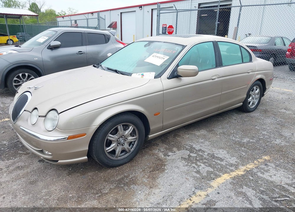 2000 JAGUAR S-TYPE 4.0L V8 VIN: SAJDA01D8YGL03547