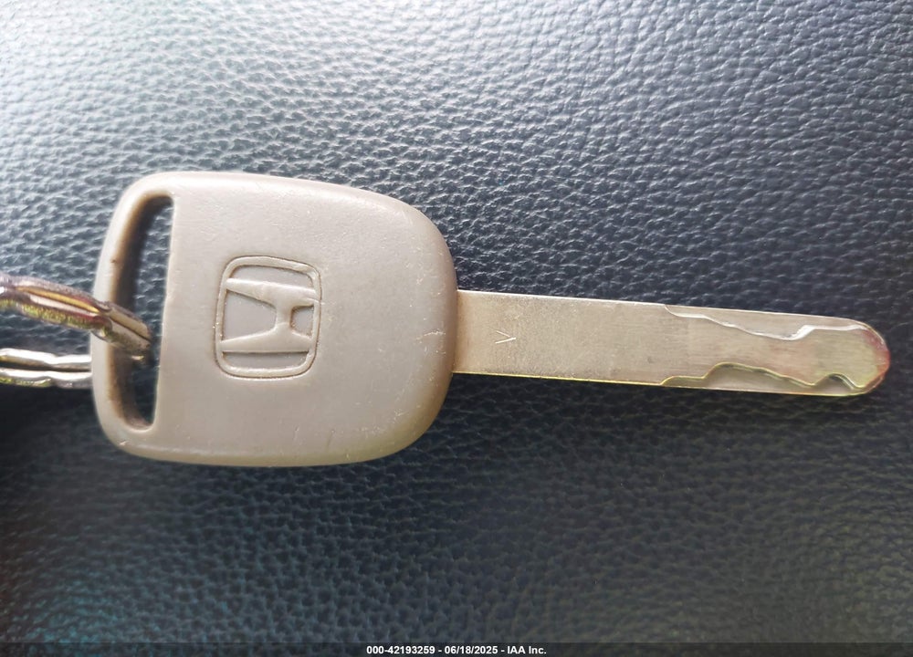 2008 HONDA CIVIC VIN: 2HGFA16558H346988