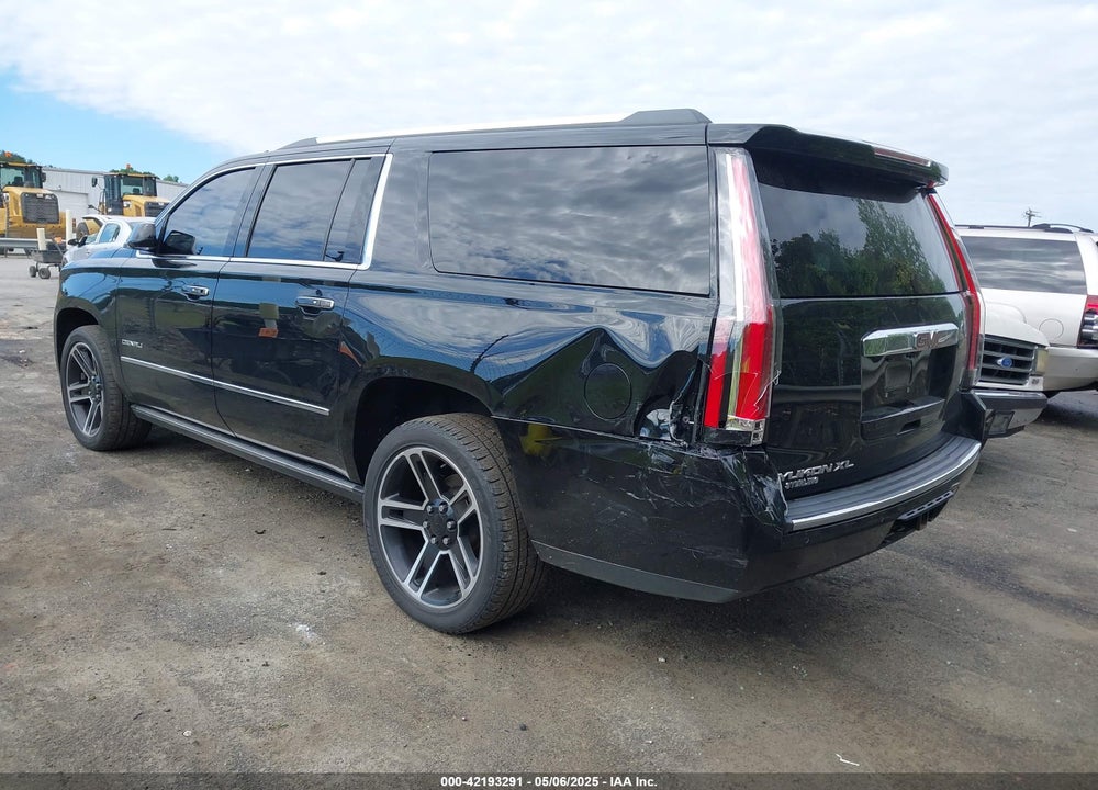 2017 GMC YUKON XL DENALI VIN: 1GKS2HKJ4HR236489