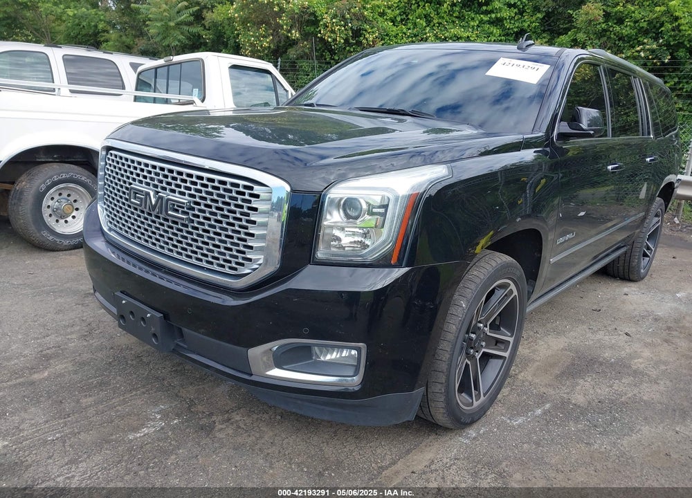 2017 GMC YUKON XL DENALI VIN: 1GKS2HKJ4HR236489