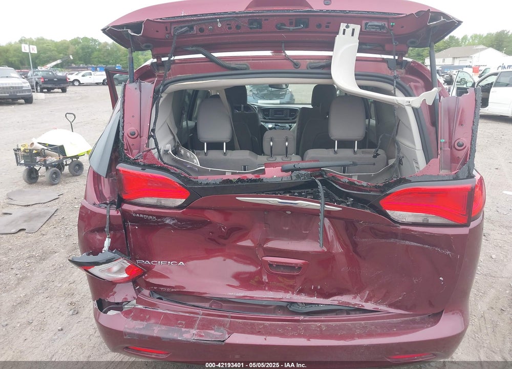 2017 CHRYSLER PACIFICA LX VIN: 2C4RC1CG0HR836857