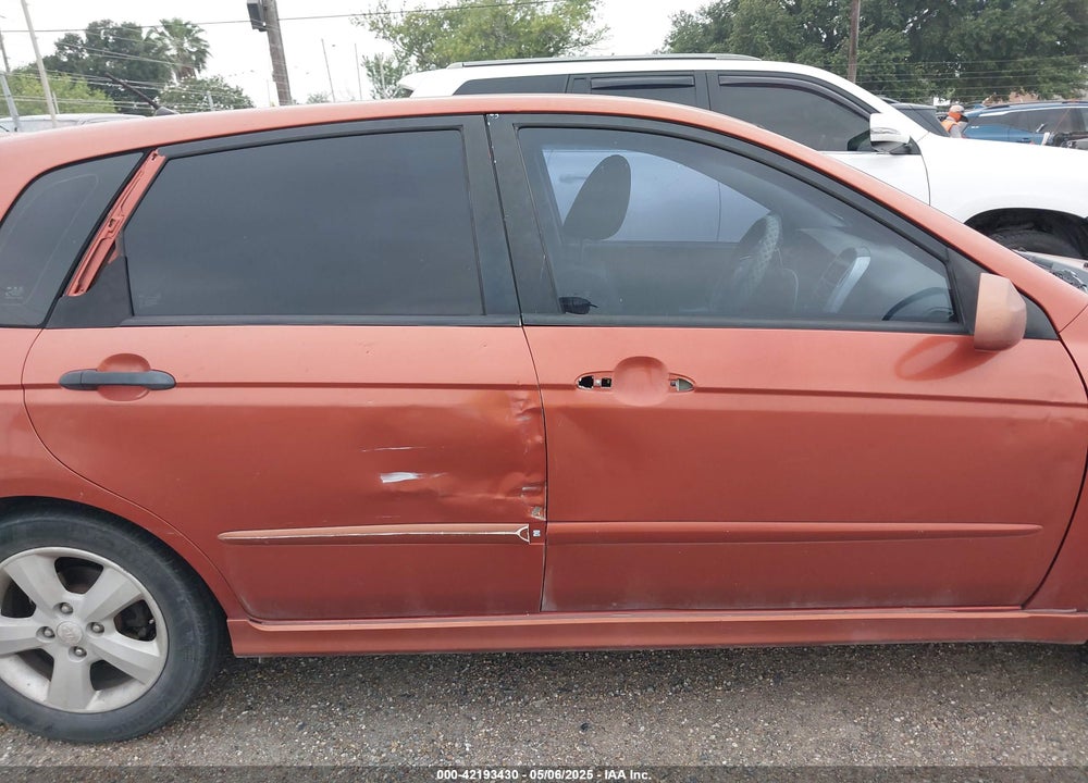 2009 KIA SPECTRA5 SX VIN: KNAFE241995024725