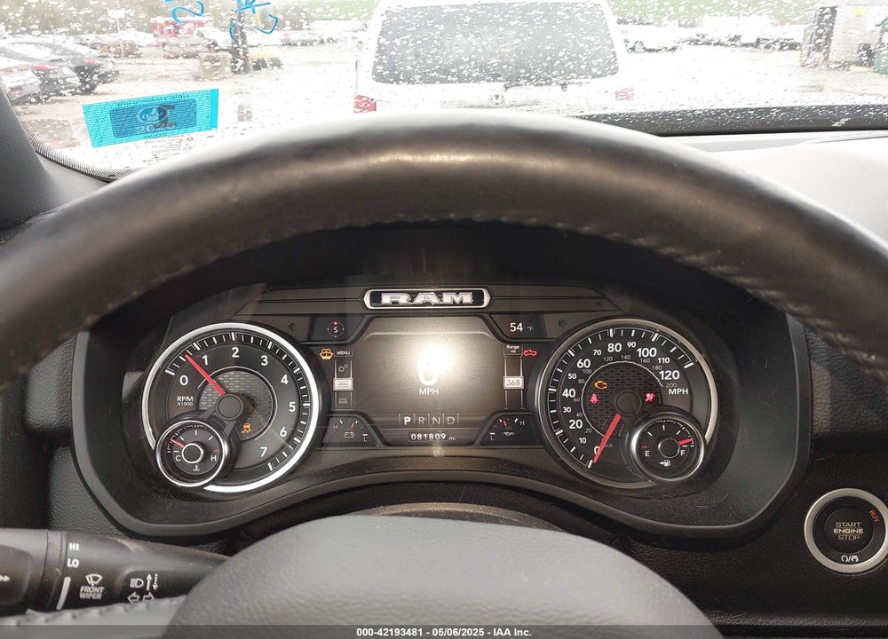 2020 RAM 1500 BIG HORN 4X4 6'4 BOX VIN: 1C6SRFBT9LN292321