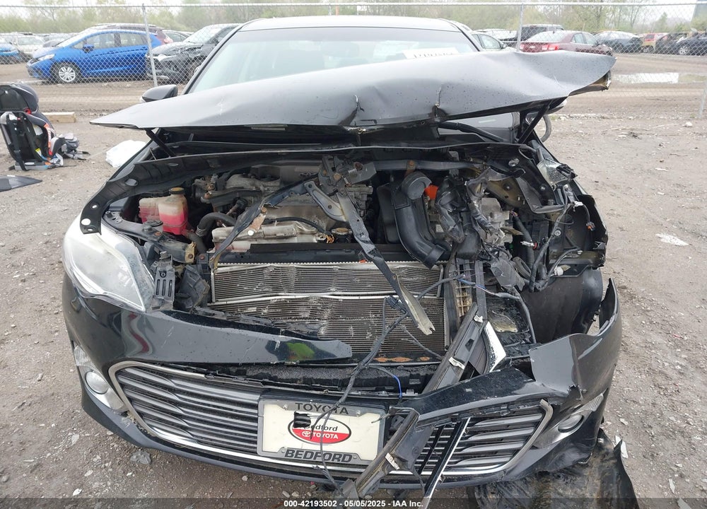 2014 TOYOTA AVALON HYBRID XLE TOURING VIN: 4T1BD1EB1EU032321