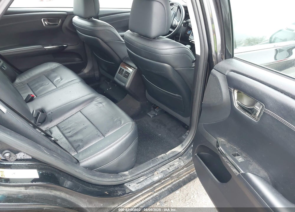 2014 TOYOTA AVALON HYBRID XLE TOURING VIN: 4T1BD1EB1EU032321