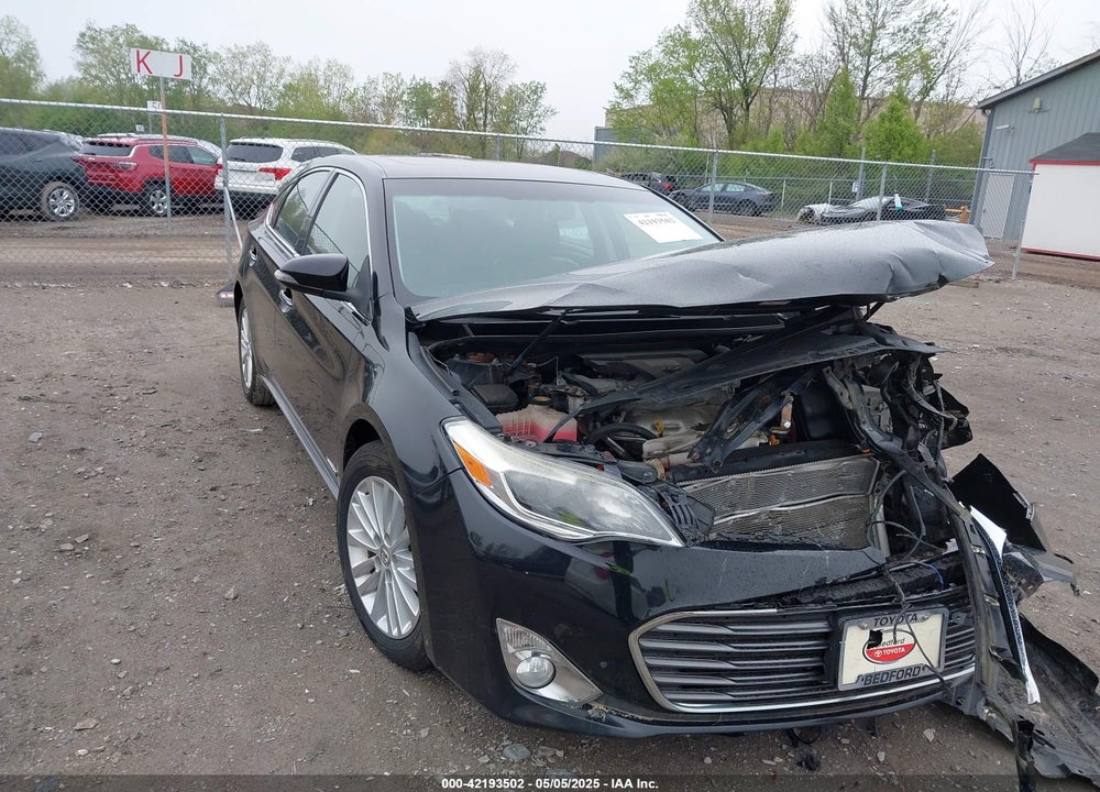 2014 TOYOTA AVALON HYBRID XLE TOURING VIN: 4T1BD1EB1EU032321