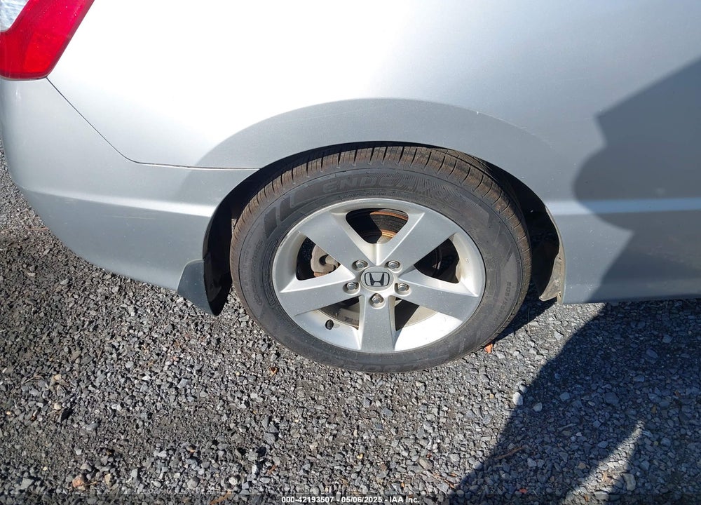 2008 HONDA CIVIC VIN: 2HGFG12838H532074