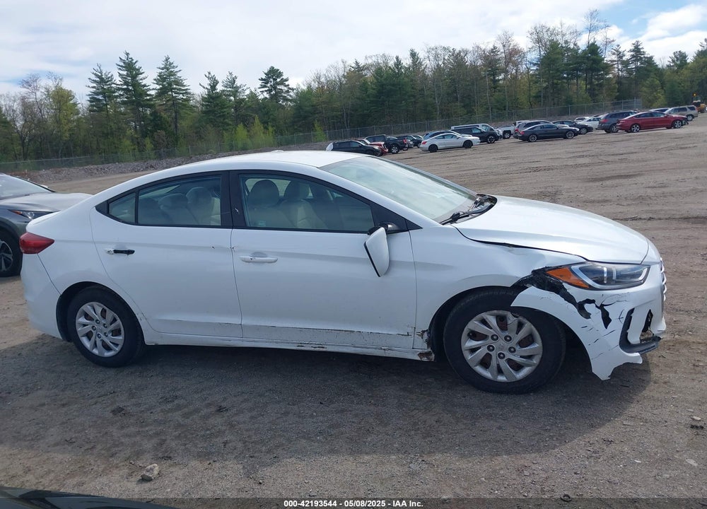 2018 HYUNDAI ELANTRA VIN: 5NPD74LF6JH279365