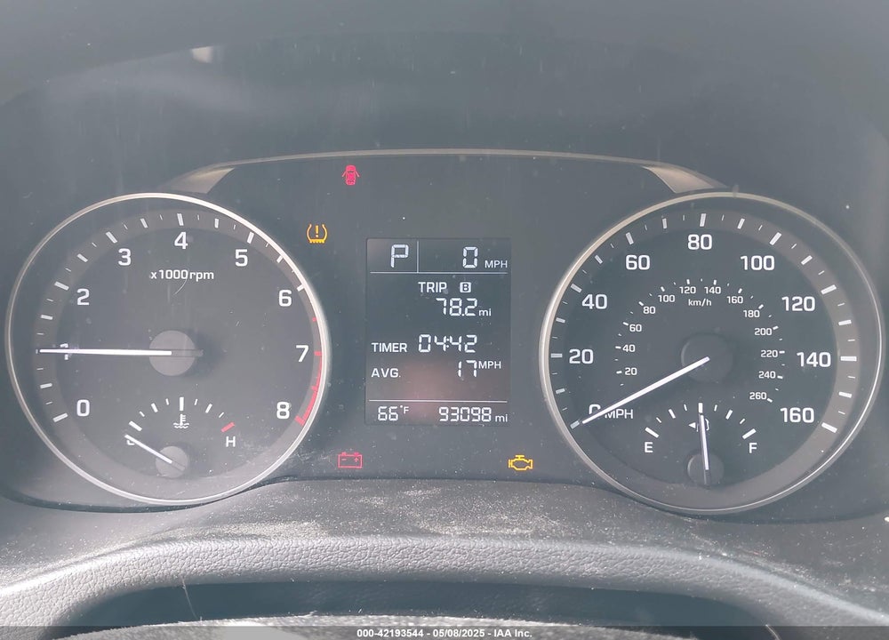 2018 HYUNDAI ELANTRA VIN: 5NPD74LF6JH279365
