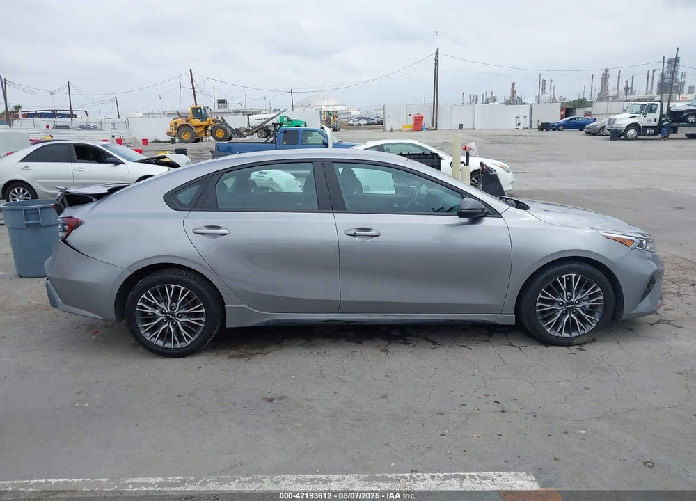 2023 KIA FORTE VIN: 3KPF54ADXPE640609