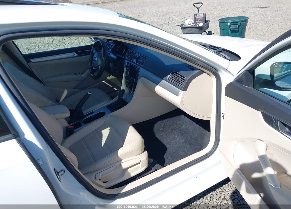 2019 VOLKSWAGEN PASSAT VIN: 1VWLA7A30KC000915