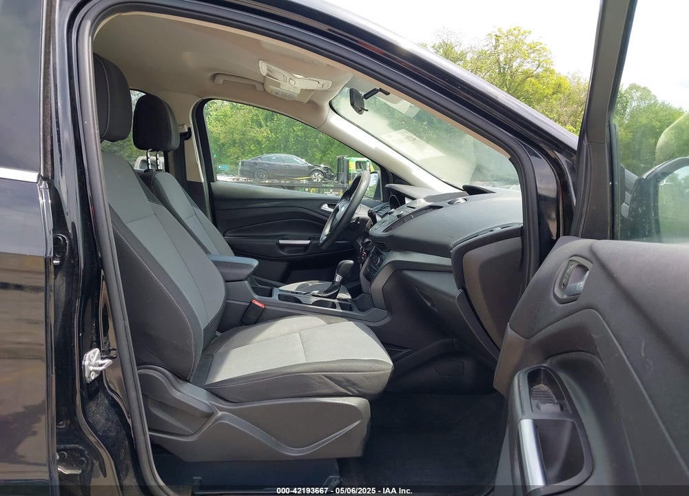 2017 FORD ESCAPE SE VIN: 1FMCU0GD3HUC09372