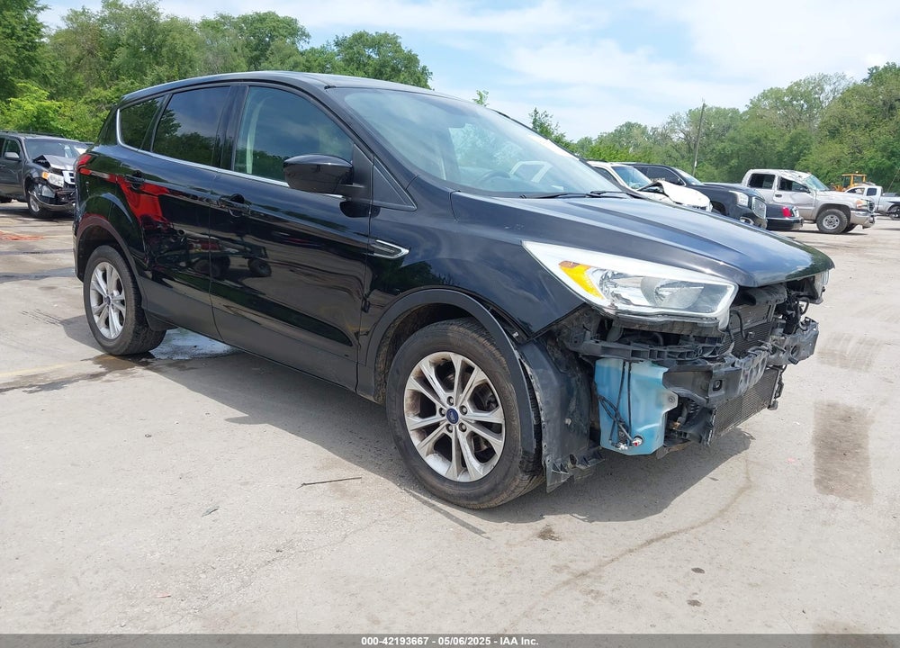 2017 FORD ESCAPE SE VIN: 1FMCU0GD3HUC09372