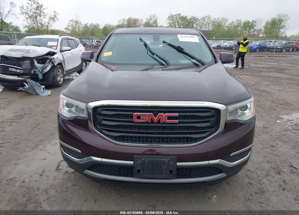 2018 GMC ACADIA SLE-1 VIN: 1GKKNKLA3JZ137946