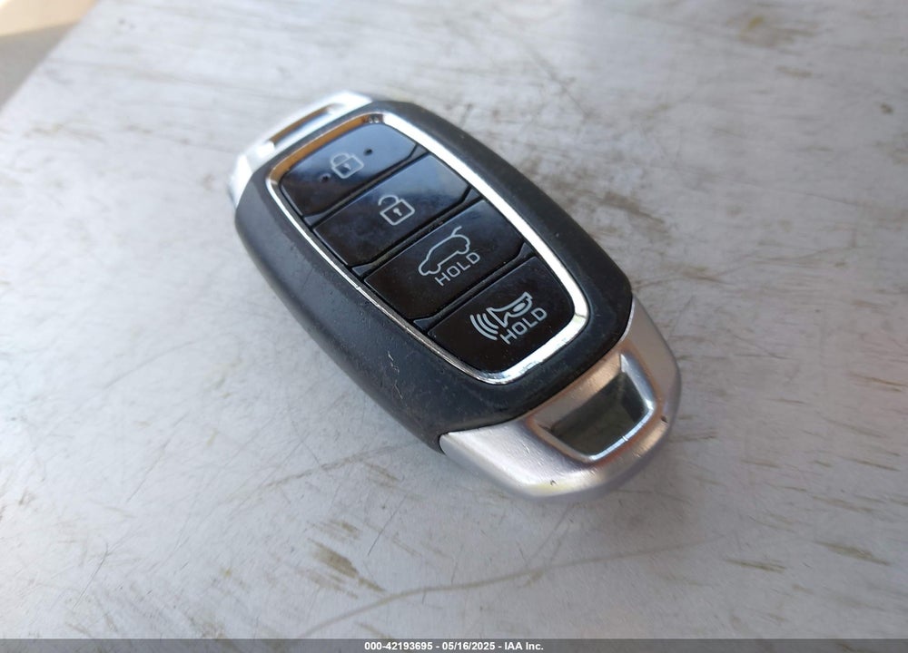 2020 HYUNDAI KONA SEL VIN: KM8K22AA1LU474084