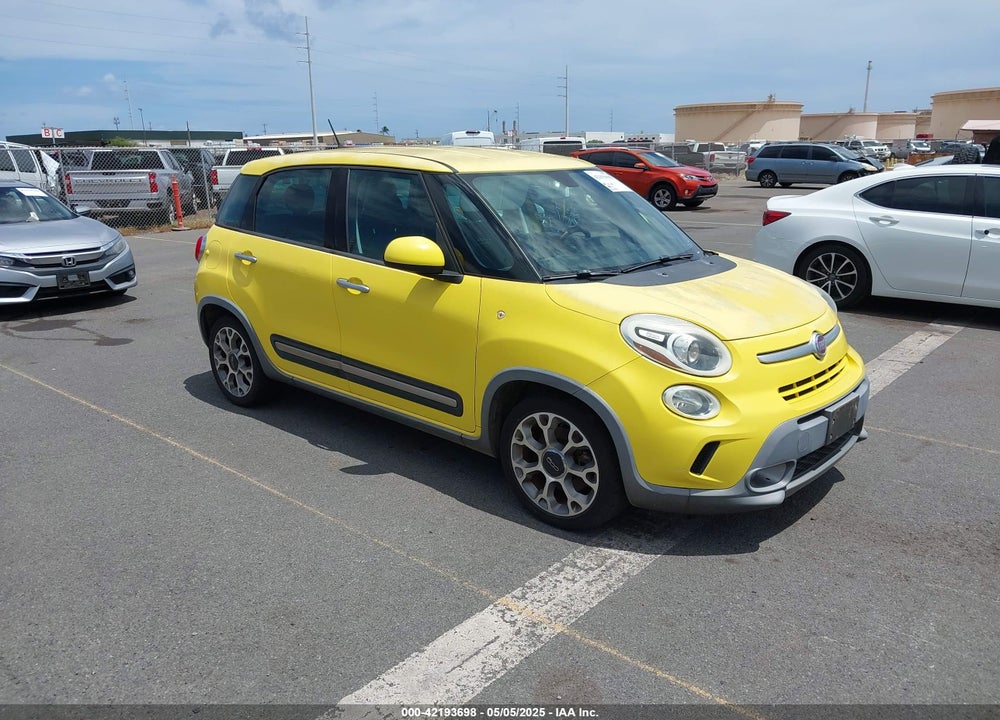 2014 FIAT 500L TREKKING VIN: ZFBCFADH7EZ020527