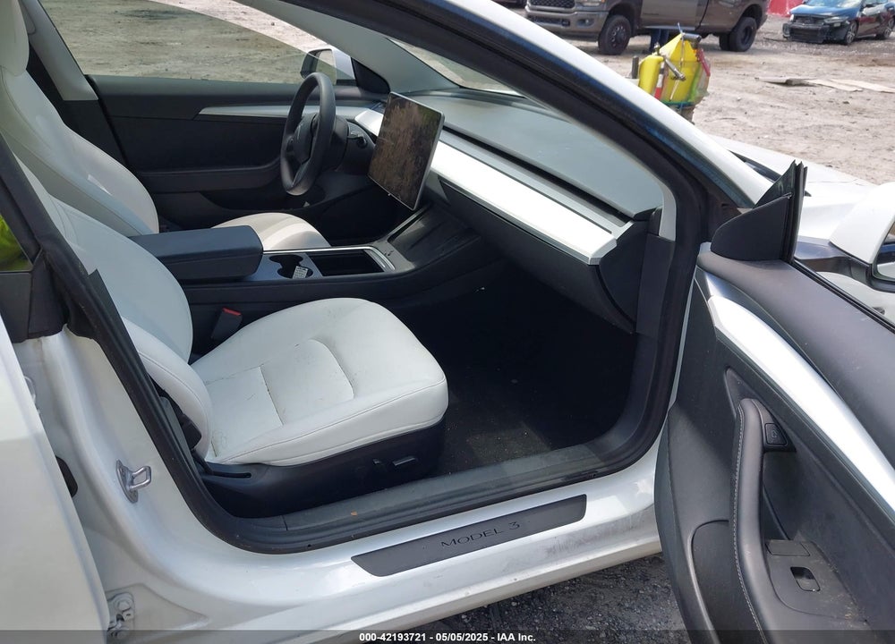 2021 TESLA MODEL 3 STANDARD RANGE PLUS REAR-WHEEL DRIVE VIN: 5YJ3E1EA9MF060081