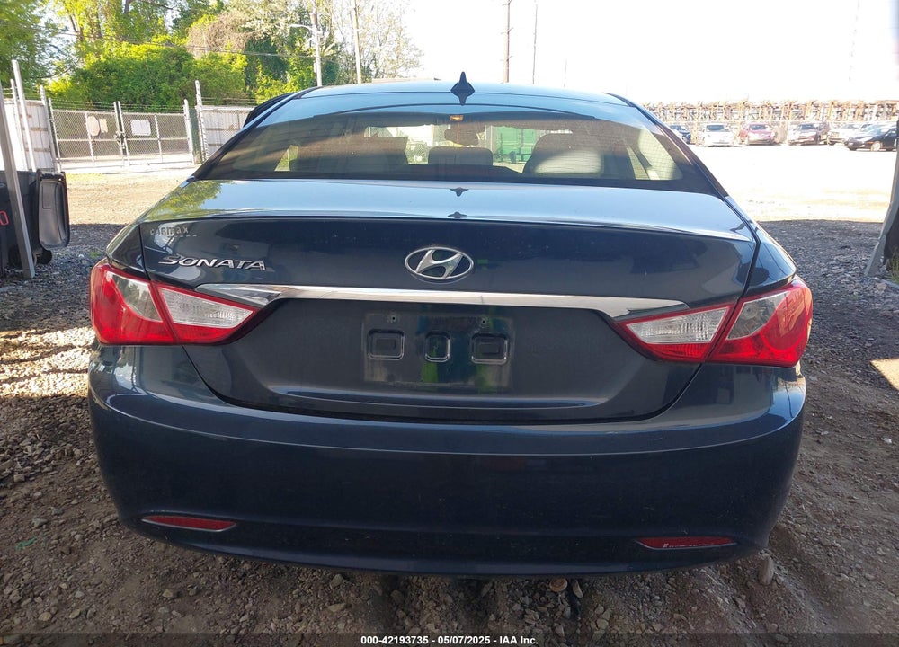 2013 HYUNDAI SONATA VIN: 5NPEB4AC5DH552053