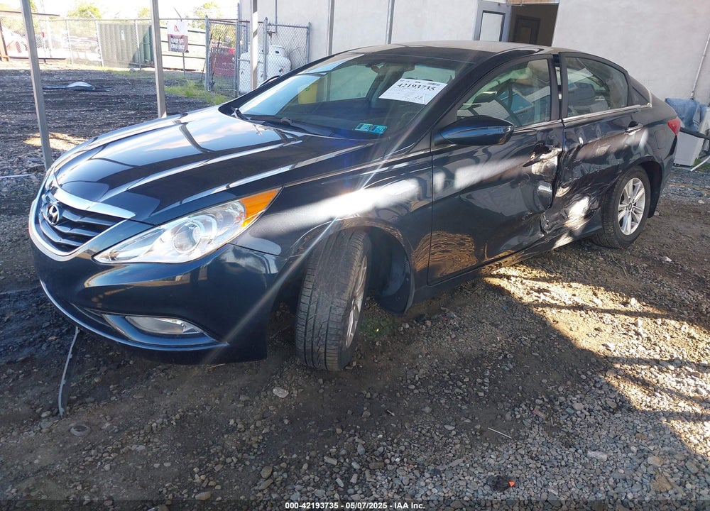 2013 HYUNDAI SONATA VIN: 5NPEB4AC5DH552053