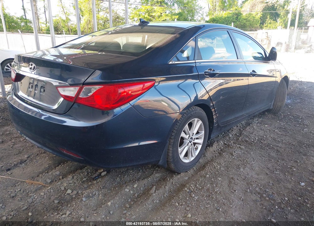 2013 HYUNDAI SONATA VIN: 5NPEB4AC5DH552053