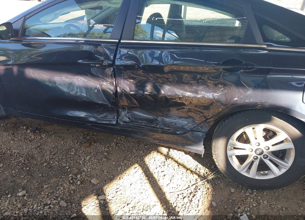 2013 HYUNDAI SONATA VIN: 5NPEB4AC5DH552053