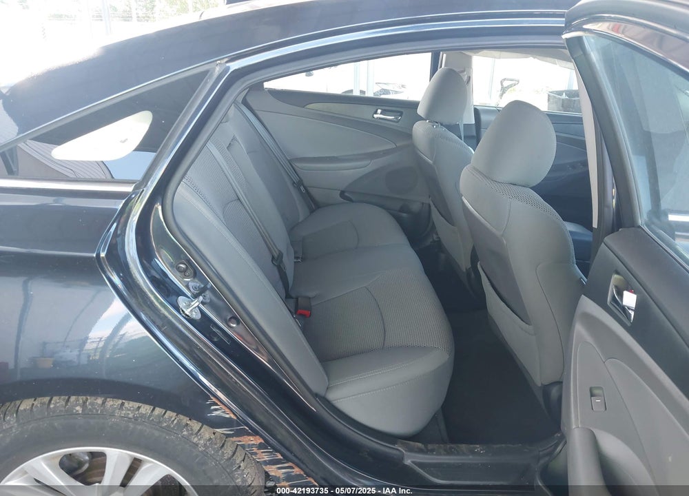 2013 HYUNDAI SONATA VIN: 5NPEB4AC5DH552053