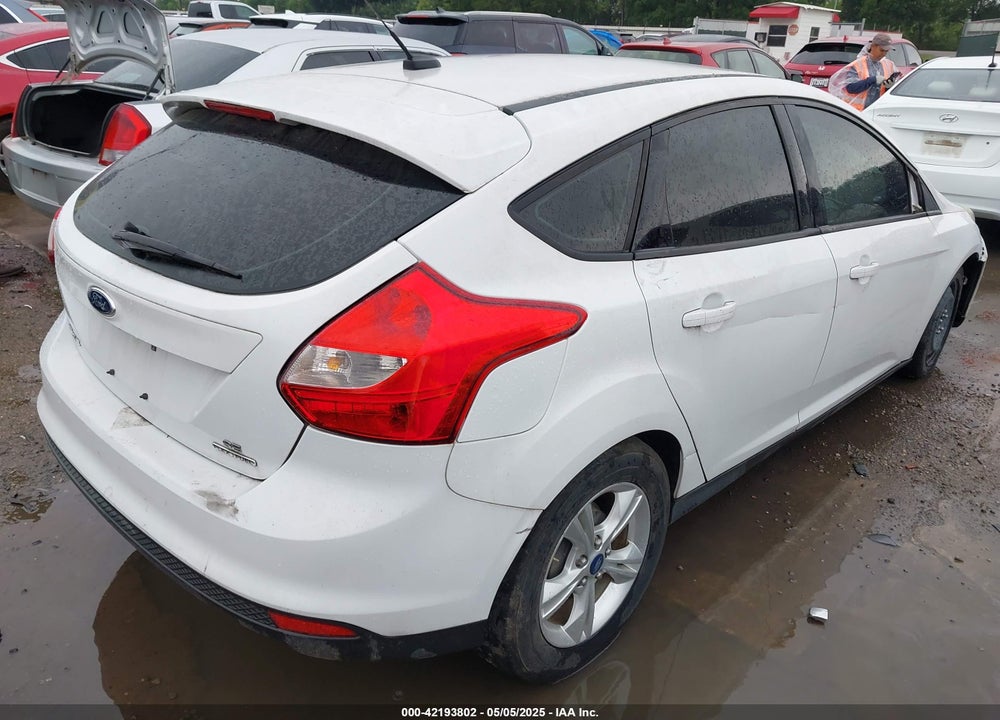 2014 FORD FOCUS VIN: 1FADP3K25EL140375