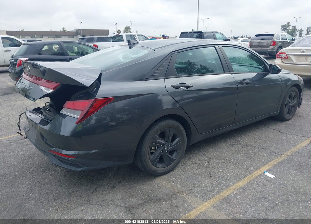2022 HYUNDAI ELANTRA VIN: 5NPLS4AG0NH064477