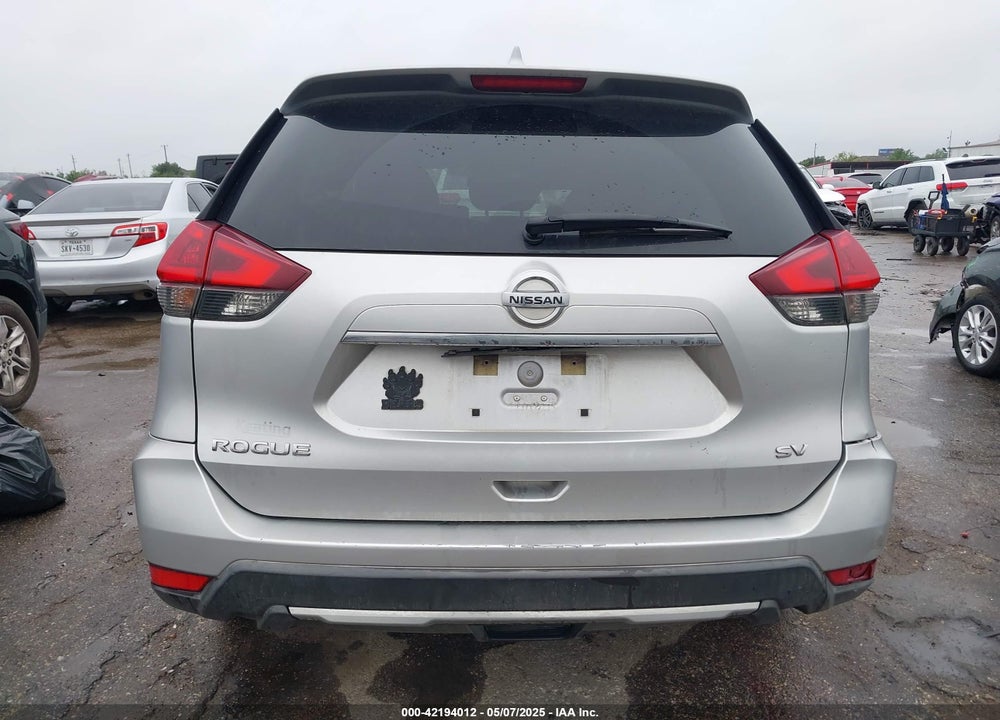 2018 NISSAN ROGUE VIN: KNMAT2MT6JP510132