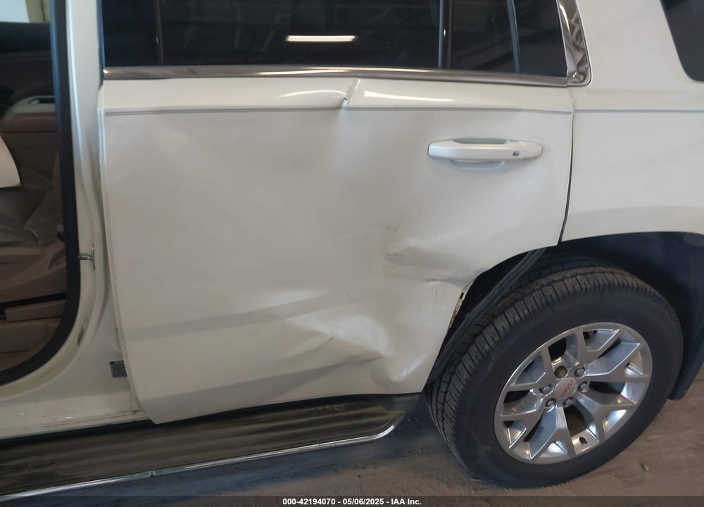 2015 GMC YUKON SLT VIN: 1GKS2BKC8FR109563