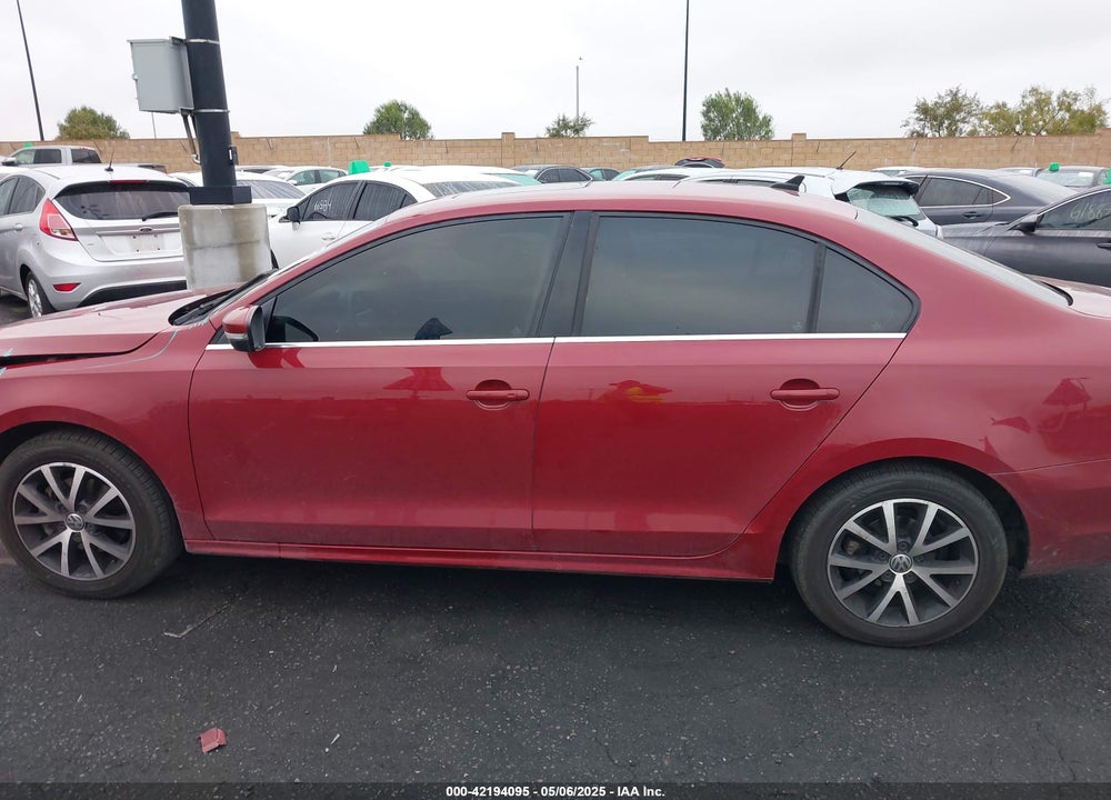 2017 VOLKSWAGEN JETTA 1.4T SE VIN: 3VWDB7AJ8HM256114