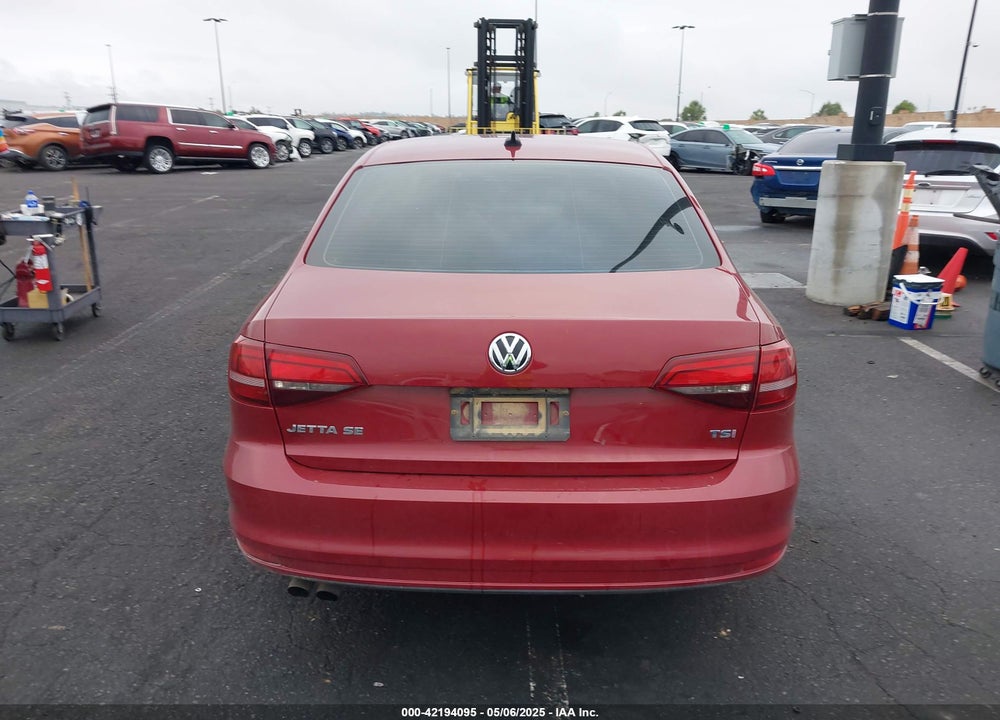 2017 VOLKSWAGEN JETTA 1.4T SE VIN: 3VWDB7AJ8HM256114