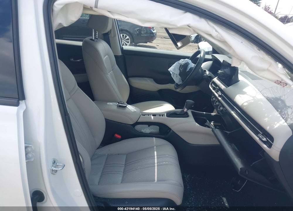 2025 HONDA HR-V VIN: 3CZRZ2H70SM752835