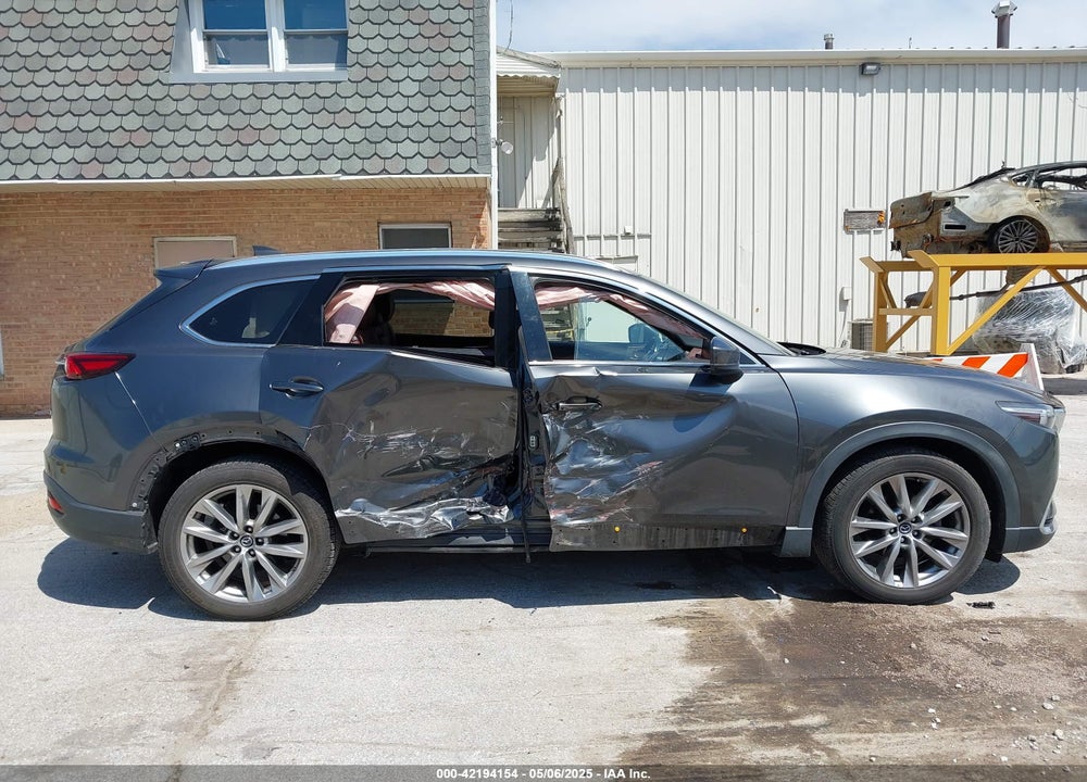 2016 MAZDA CX-9 SIGNATURE VIN: JM3TCBEY2G0124433