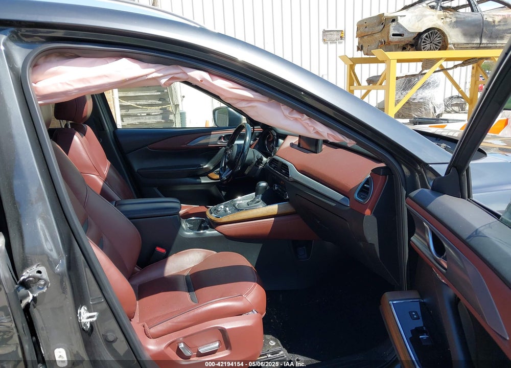 2016 MAZDA CX-9 SIGNATURE VIN: JM3TCBEY2G0124433