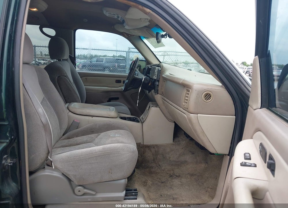 2001 CHEVROLET TAHOE LT VIN: 1GNEC13T41J155145