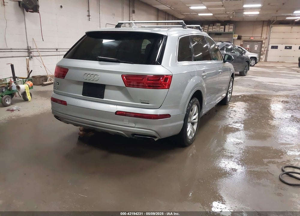2017 AUDI Q7 VIN: WA1LAAF79HD039429