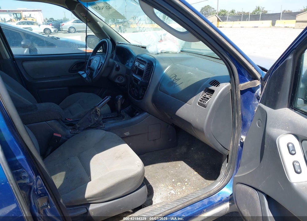 2007 FORD ESCAPE VIN: 1FMCU03107KA64913