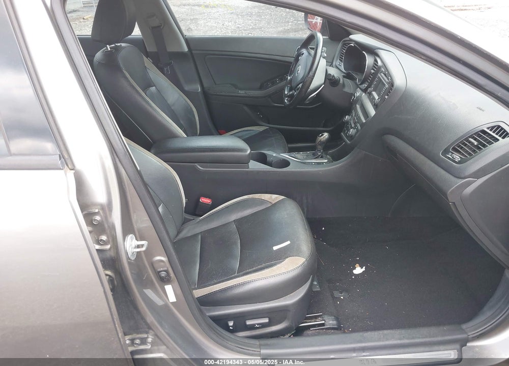 2012 KIA OPTIMA VIN: 5XXGR4A60CG076349