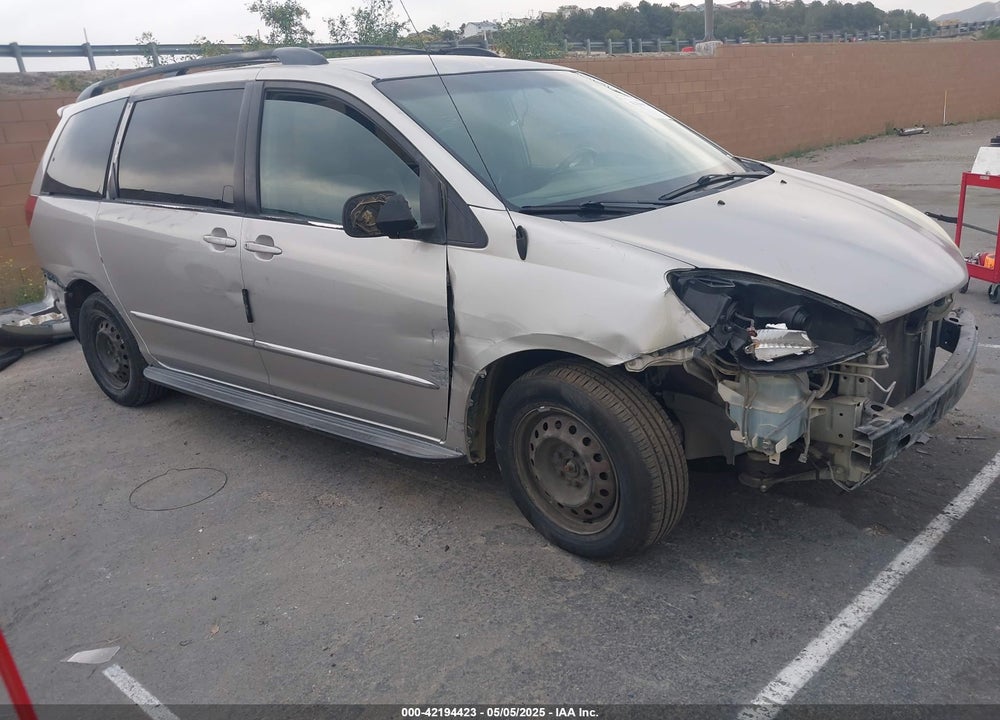 2005 TOYOTA SIENNA LE VIN: 5TDZA23C95S222269