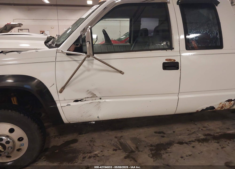 1990 CHEVROLET GMT-400 K3500 VIN: 2GCHK39N0L1110892
