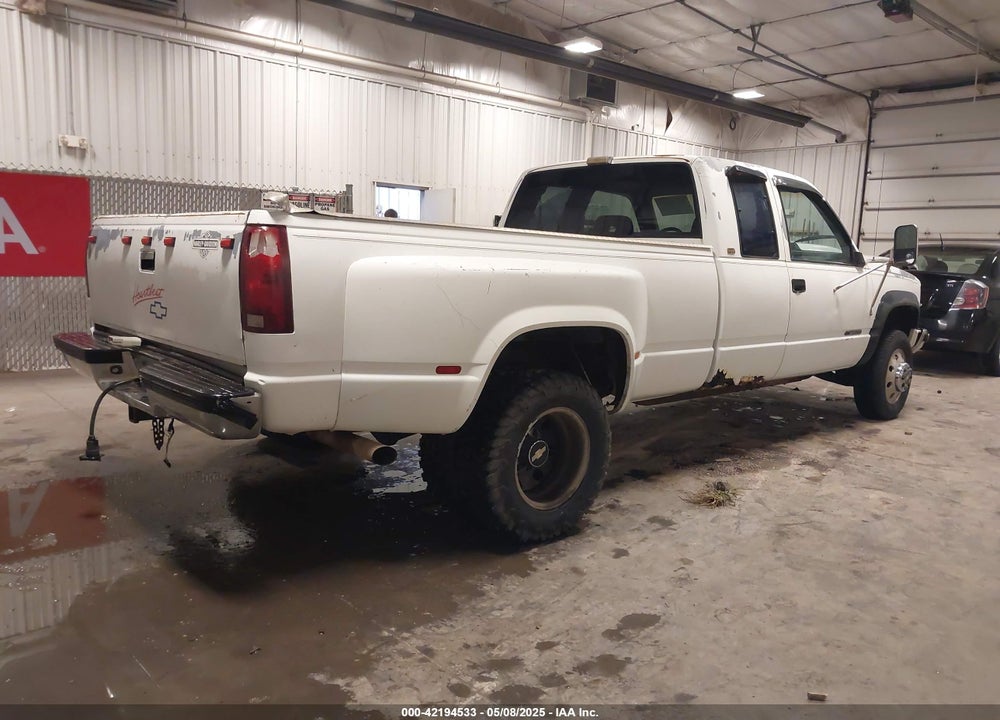 1990 CHEVROLET GMT-400 K3500 VIN: 2GCHK39N0L1110892
