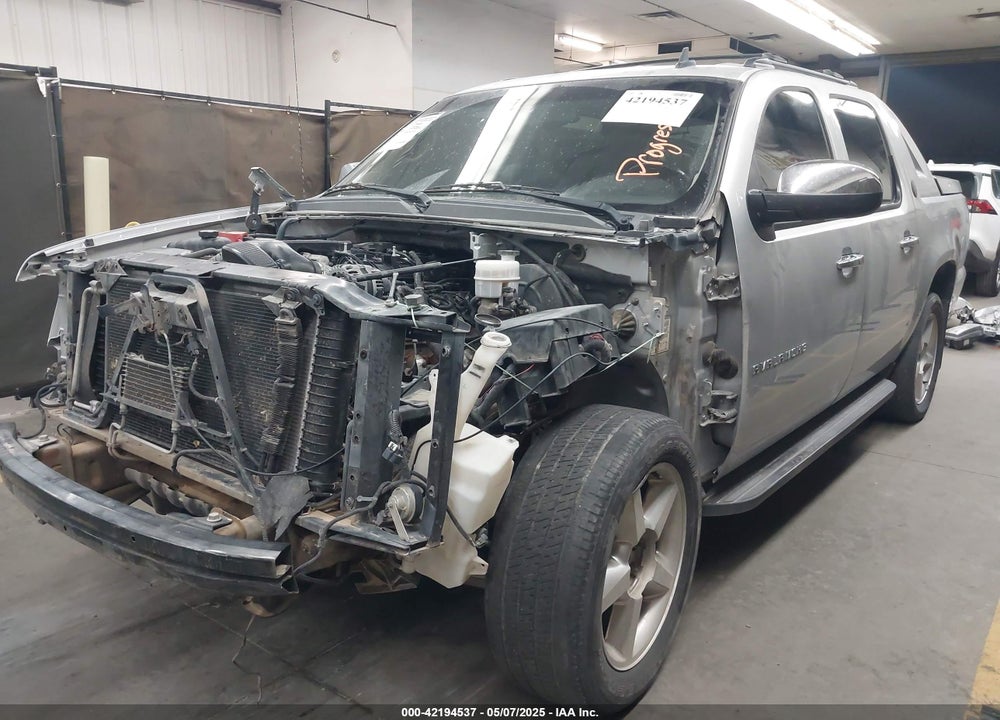 2013 CHEVROLET AVALANCHE LT VIN: 3GNTKFE77DG312888