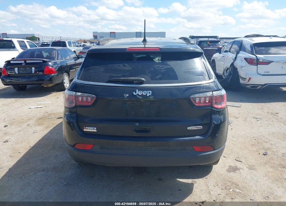 2018 JEEP COMPASS LATITUDE FWD VIN: 3C4NJCBB0JT272524