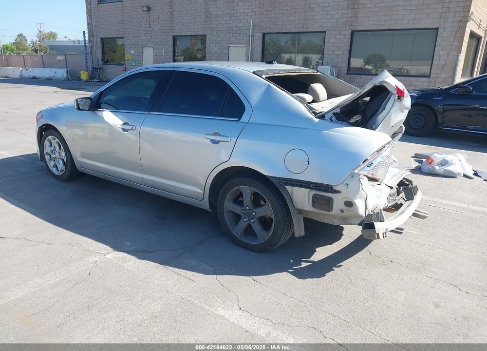 2011 FORD FUSION VIN: 3FAHP0HA9BR135448